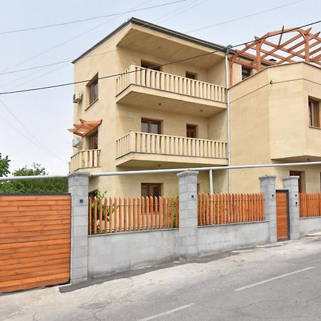 Homestay At City Center Erevan Exterior foto