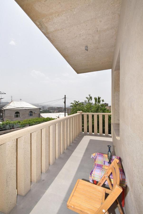 Homestay At City Center Erevan Exterior foto