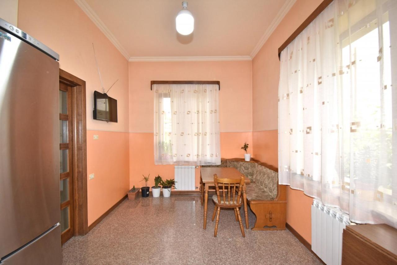 Homestay At City Center Erevan Exterior foto